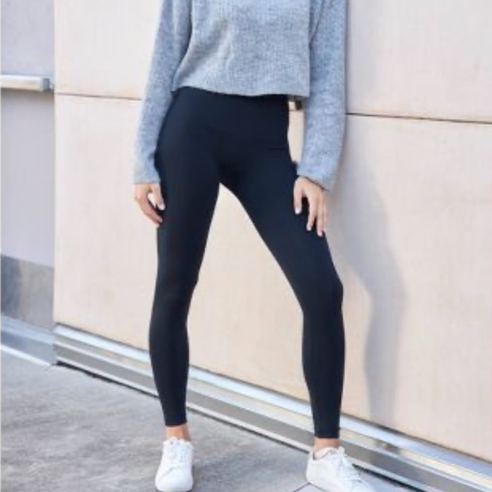 ASSETS BY SPANX | Seamless Leggings in Black Size XL
